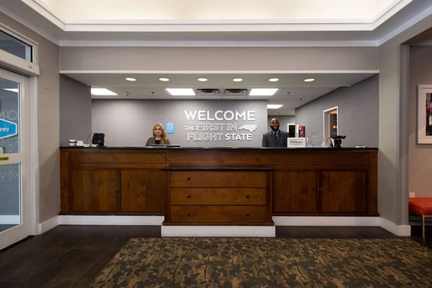 Images Hampton Inn & Suites Raleigh Cary Lenovo Center