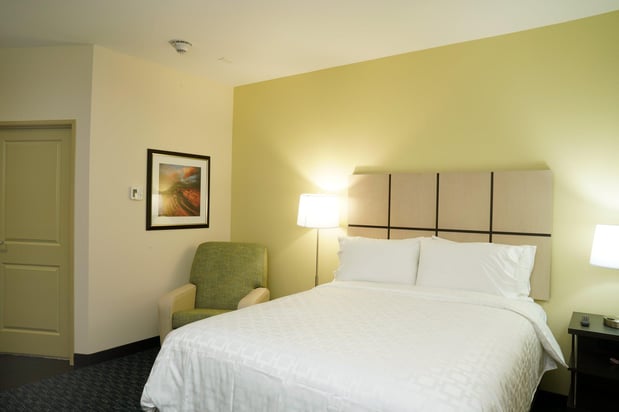 Images Candlewood Suites Plano North by IHG