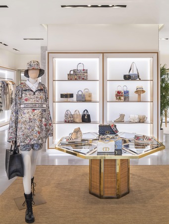 Images DIOR