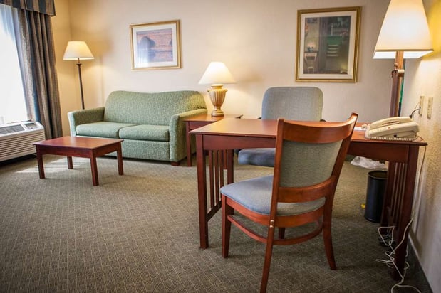 Images Hampton Inn & Suites Springfield-Southwest
