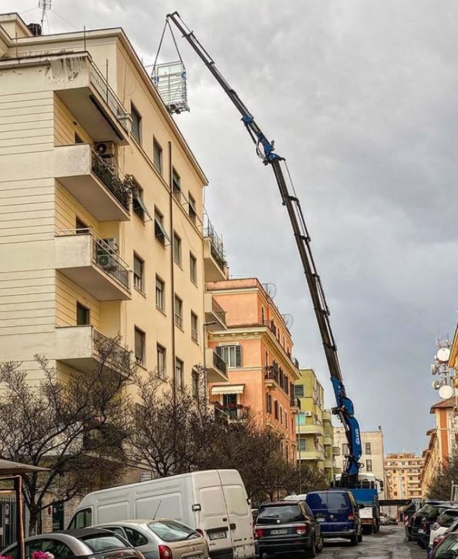Images Massimo Trasporti | Noleggio Gru -  Trasporti - Raccolta Smaltimento Rifiuti