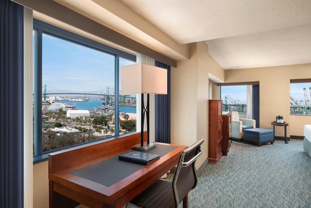 Images Crowne Plaza Los Angeles Harbor Hotel by IHG