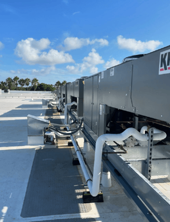 Images Llarena Service Center LLC