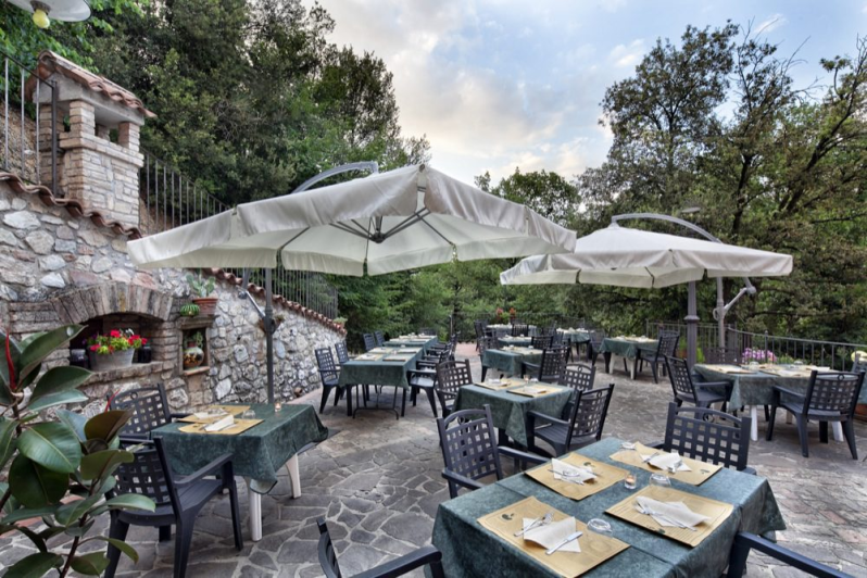 Images Albergo Ristorante La Macchia