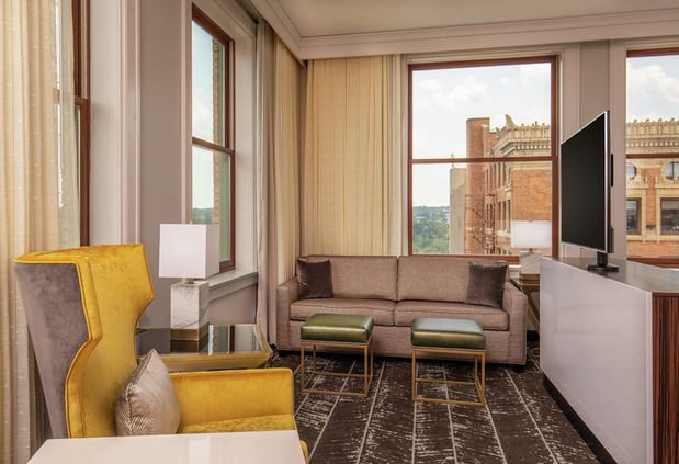 Images DoubleTree by Hilton Youngstown Downtown