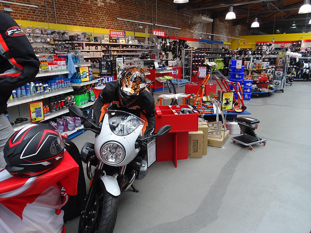 Bild 3 POLO Motorrad Store Kleve in Kleve