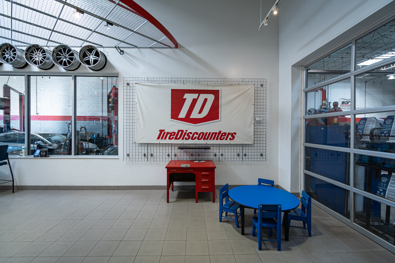 Tire Discounters TD Performance | Tires, Wheels, Services, Fluids, & more