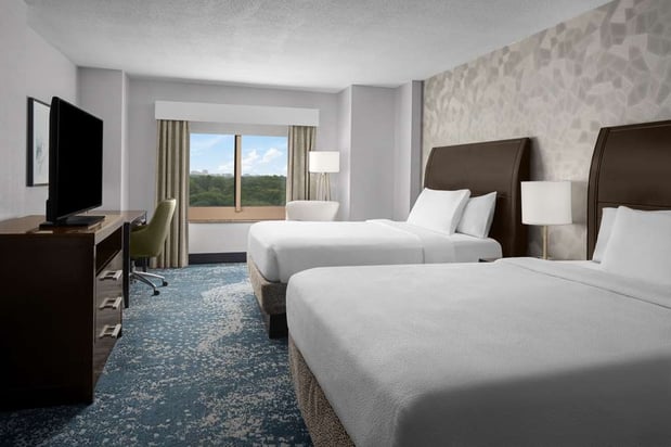 Images Hilton Garden Inn Bethesda Downtown