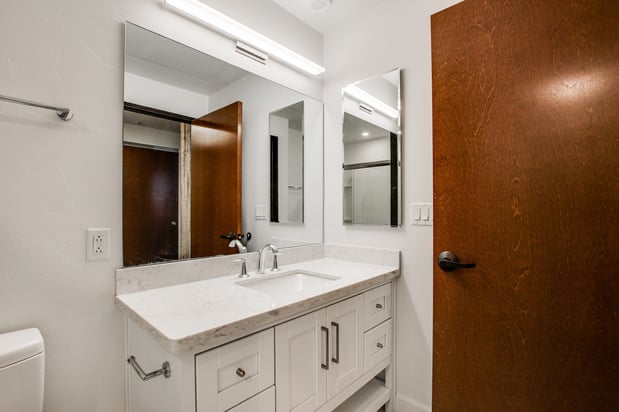 Images Two East Congress