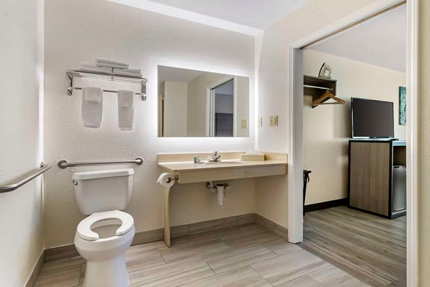 Images Best Western of Alexandria Inn & Suites & Conference Center