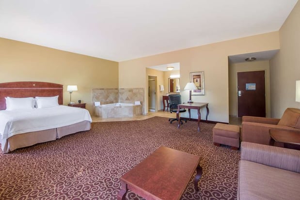 Images Hampton Inn & Suites Oklahoma City - South