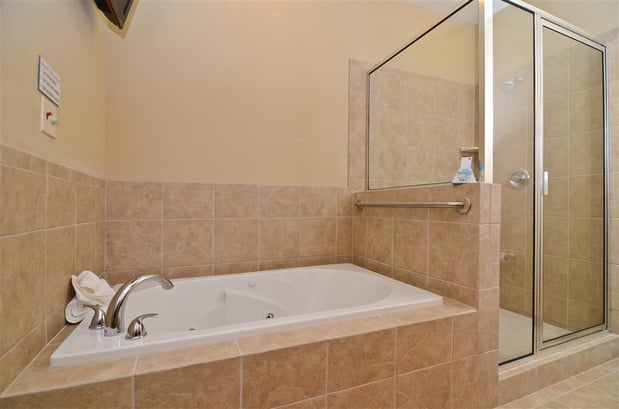 Images Best Western Plus Emory at Lake Fork Inn & Suites