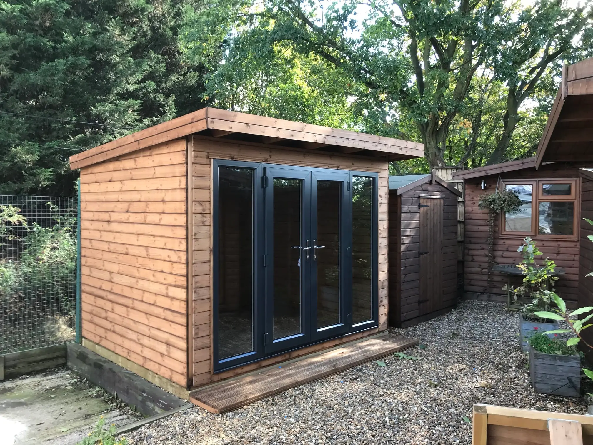 Images Herts Garden Buildings