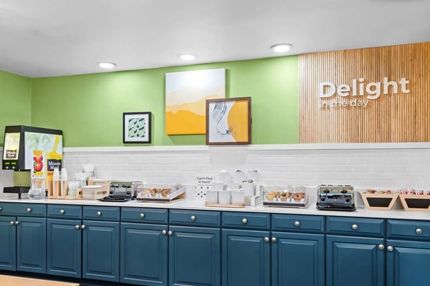 Images Spark by Hilton Oxford