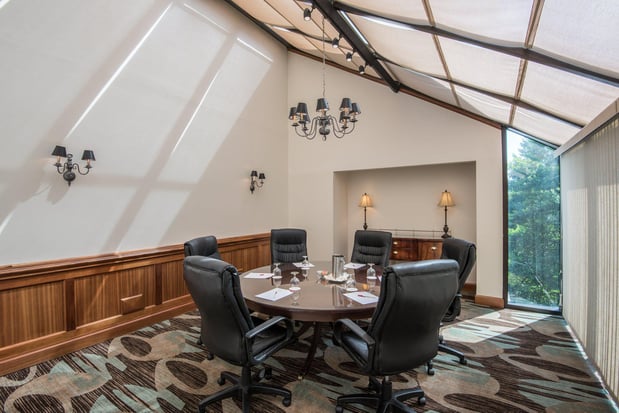 Images Crowne Plaza Knoxville Downtown University by IHG