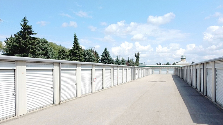 Foto de Sentinel Storage - Edmonton Winterburn Rd (Self-Serve)