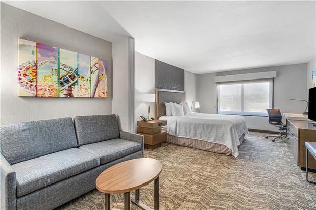 Images Best Western Valencia/Six Flags Inn & Suites