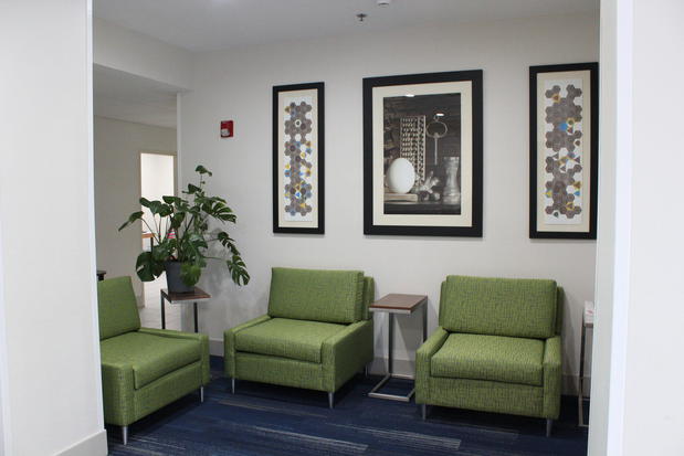 Images Holiday Inn Express & Suites San Antonio West-Seaworld Area by IHG