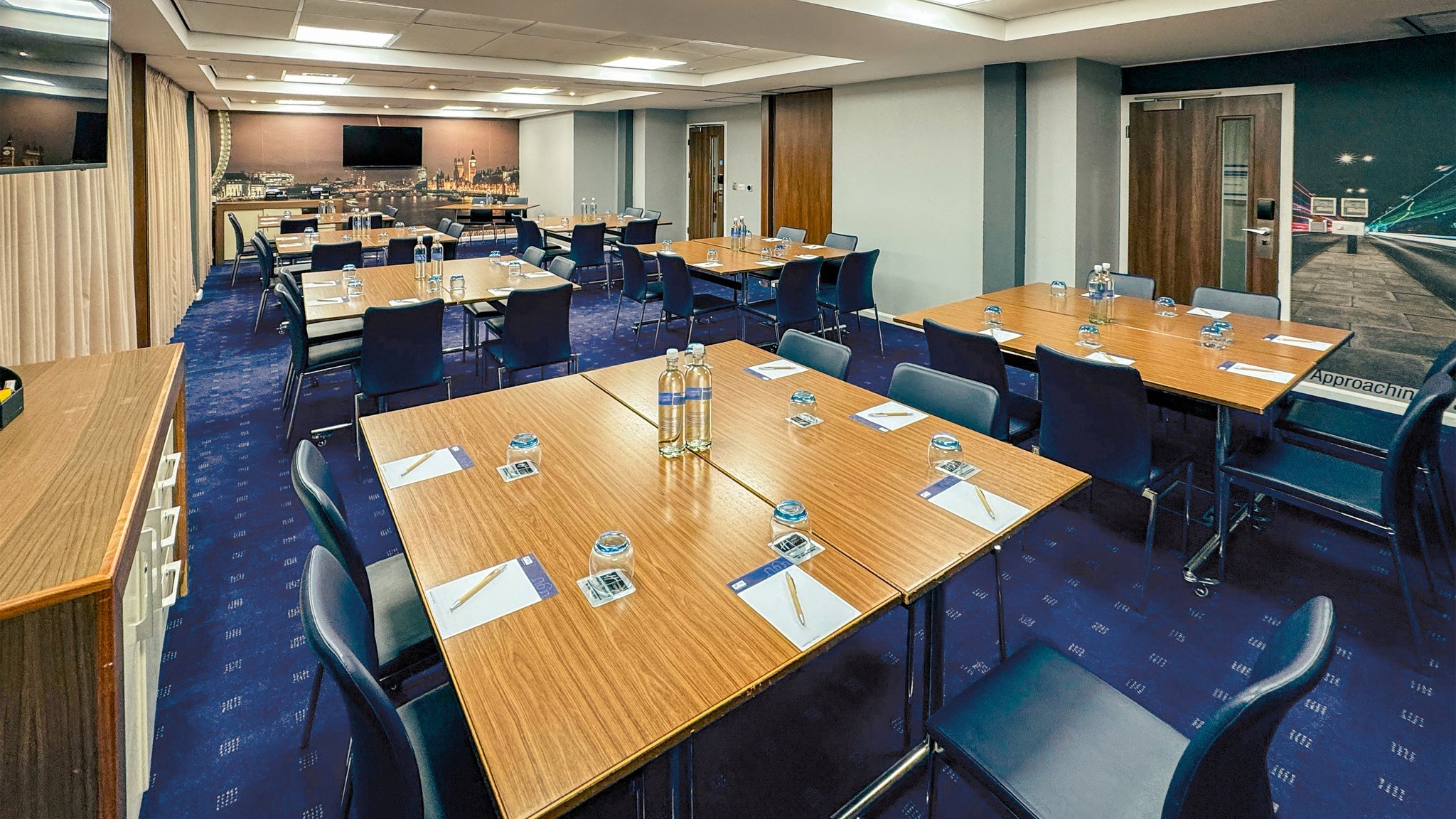 Images Holiday Inn Express London - Stratford by IHG