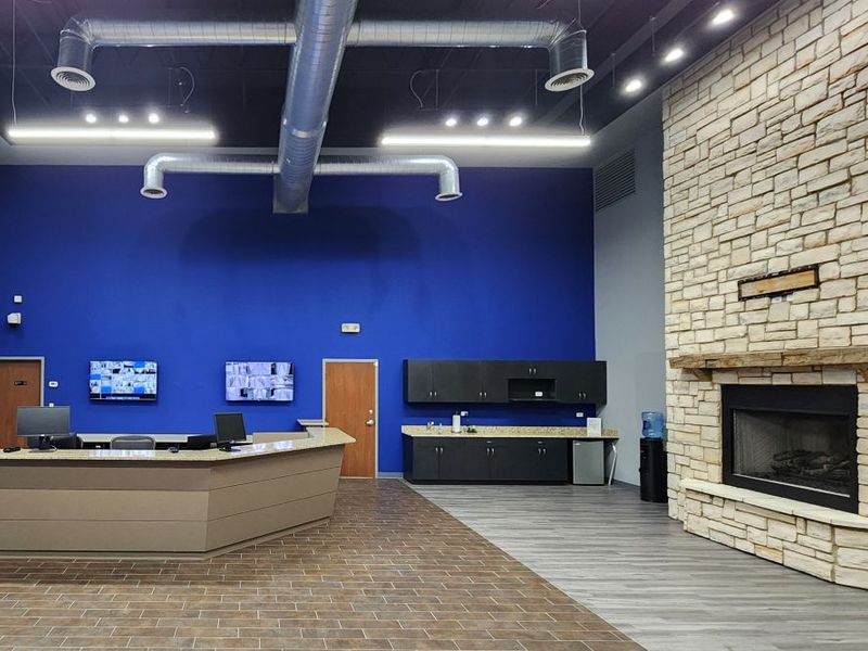 Images Extra Space Storage