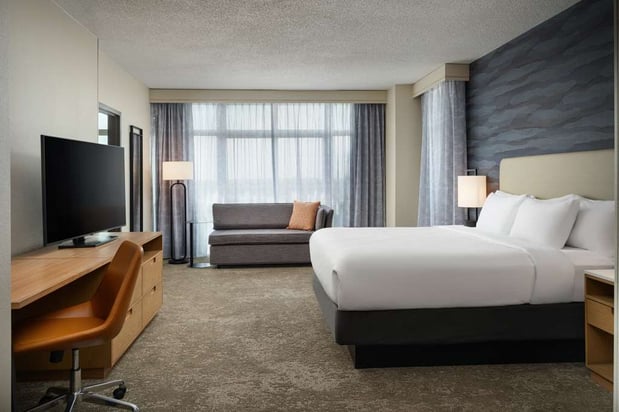 Images Embassy Suites by Hilton Charleston Airport Hotel & Convention Center