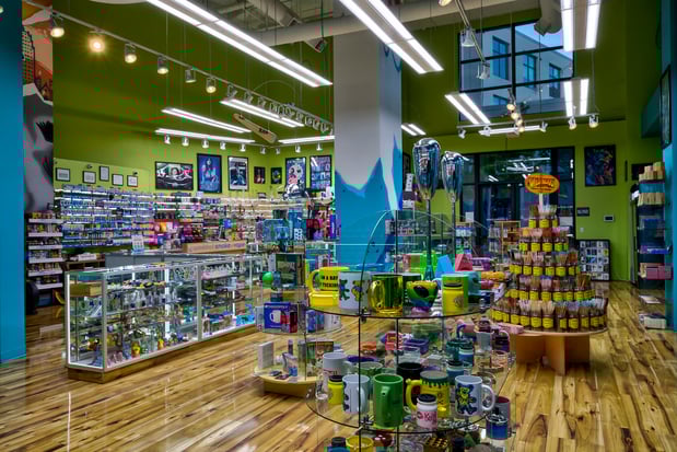 Images World of Smoke & Vape - Fort Worth 7th St.
