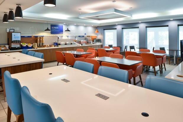 Images Holiday Inn Express Lewisburg/New Columbia by IHG