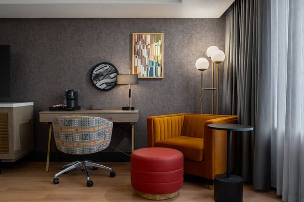 Images Troy Inn & Suites