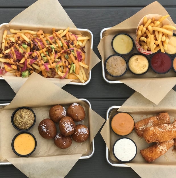 Images Aioli Gourmet Burgers - 32nd & Shea