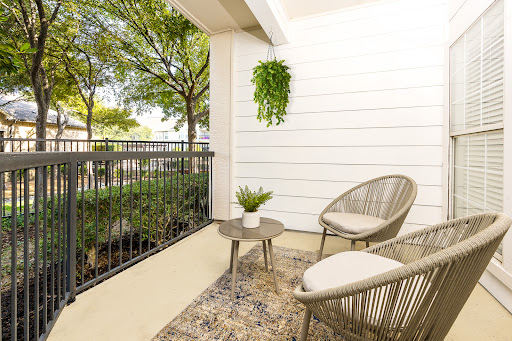 Images Legacy Estates at Frisco Apartments