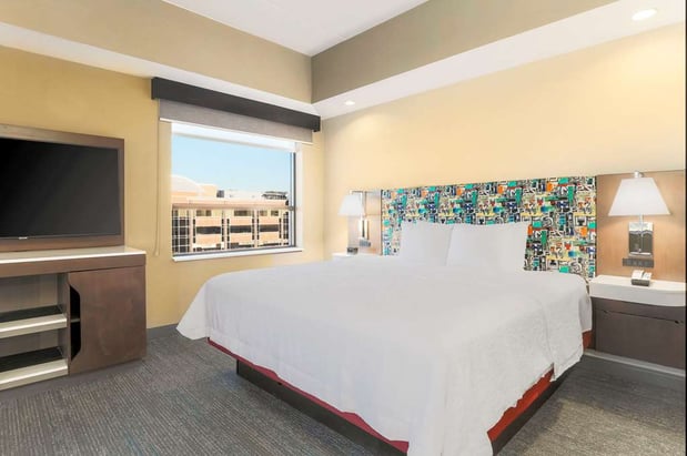 Images Hampton Inn & Suites Pittsburgh-Downtown