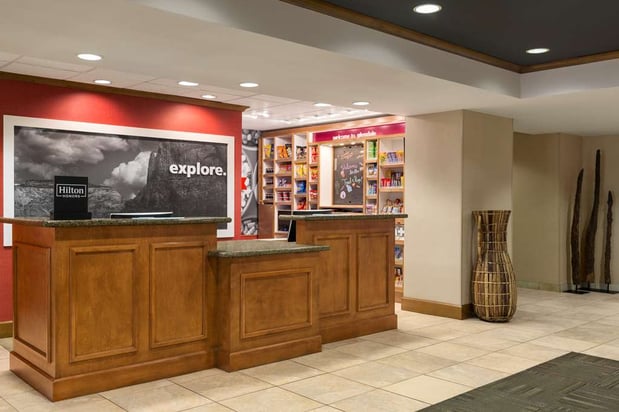 Images Hampton Inn & Suites Phoenix Glendale-Westgate