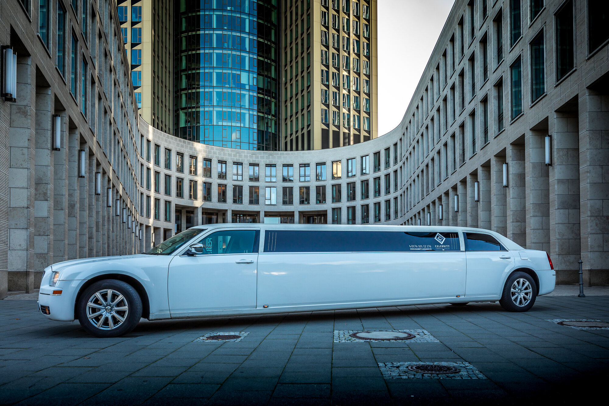 Celebrity Limousine Service 24 in Langen (Hessen)