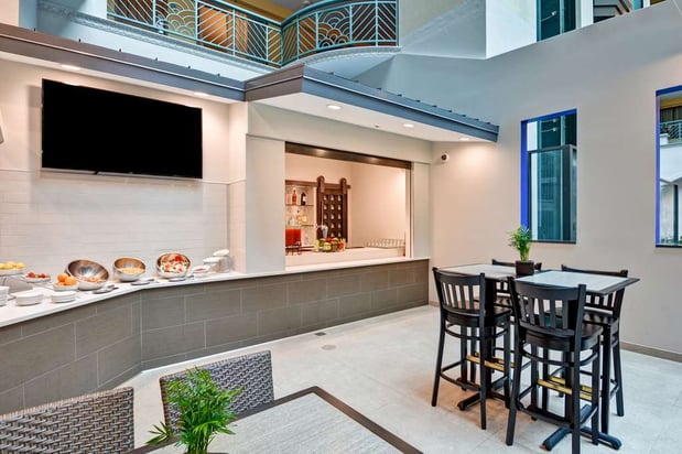 Images Embassy Suites by Hilton Miami International Airport