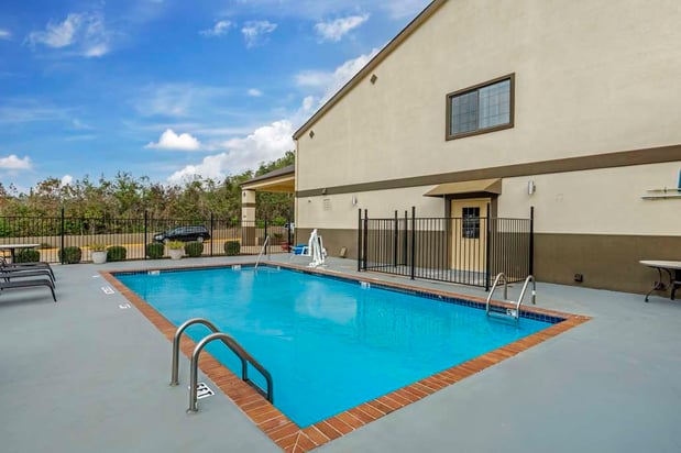 Images Best Western Pineywoods Inn