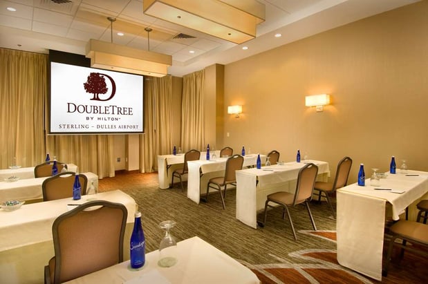 Images DoubleTree by Hilton Hotel Sterling - Dulles Airport