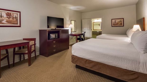 Images Best Western Plus Bayshore Inn