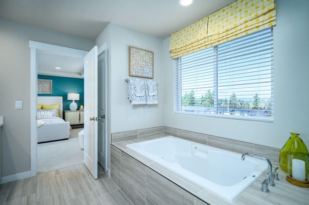 Images East Mountain by Holt Homes