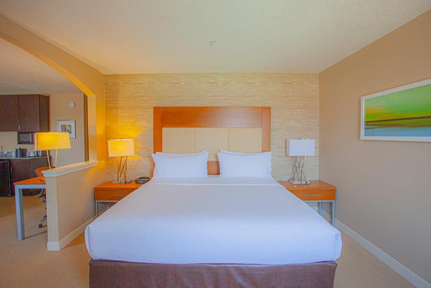 Images Holiday Inn & Suites Spring - the Woodlands Area by IHG