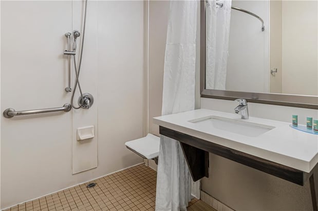 Images Best Western Valencia/Six Flags Inn & Suites