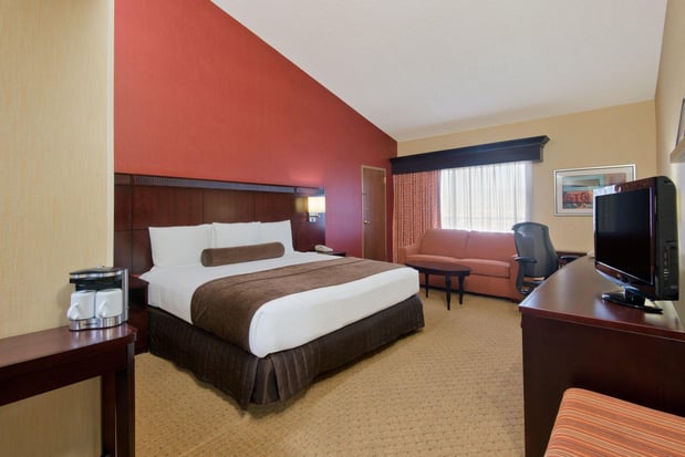 Images Crowne Plaza Albuquerque by IHG