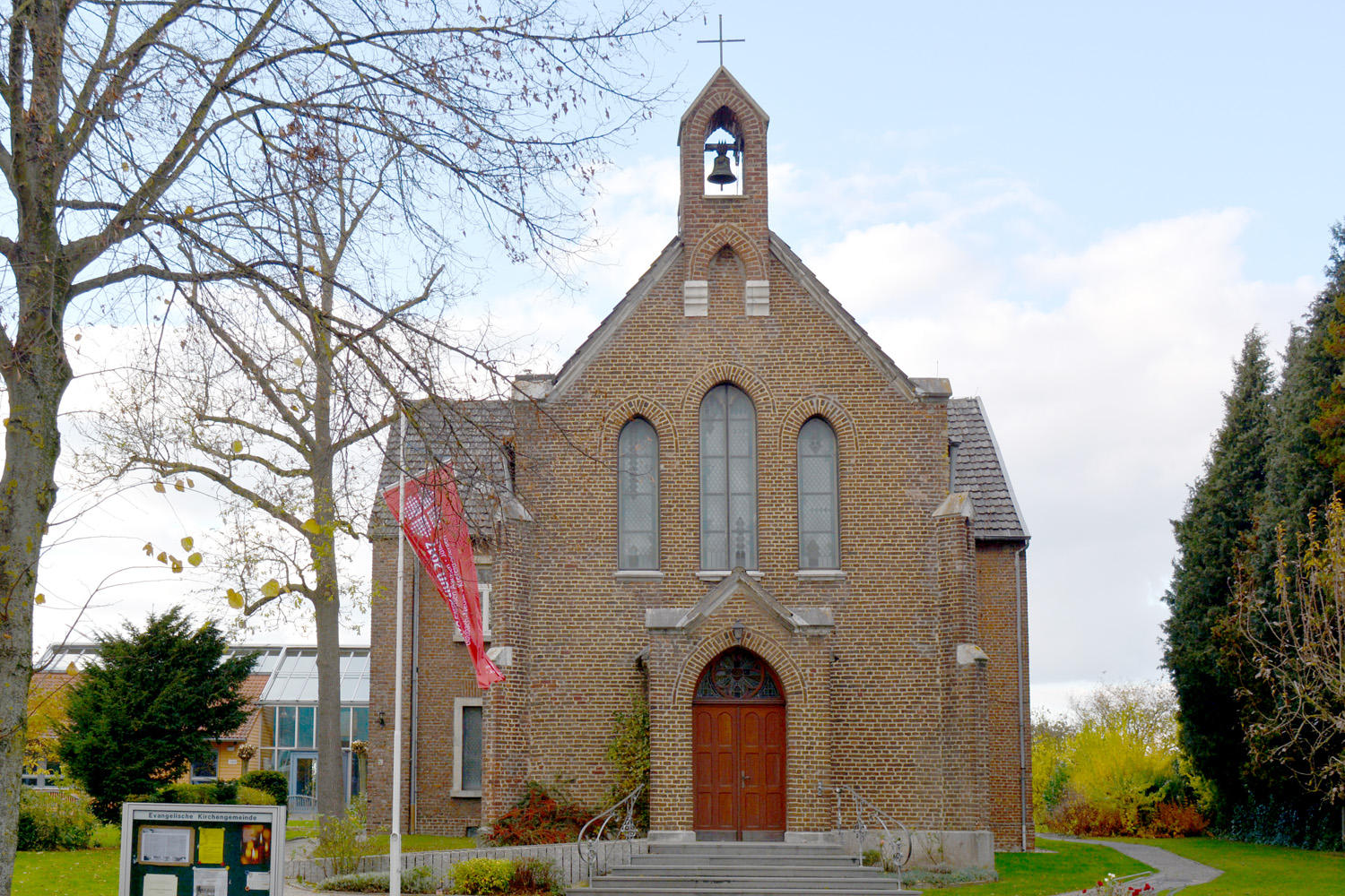 Bild 1 Evangelische Kirche Vorweiden - Evangelische Christusgemeinde in Würselen