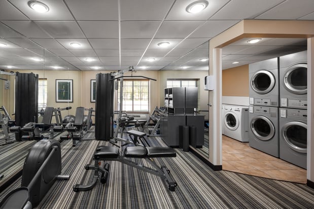 Images Candlewood Suites Omaha Airport by IHG