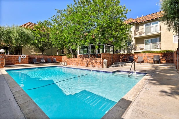 Images Brookside Terrace Apartments