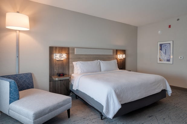 Images Holiday Inn Express & Suites Indianapolis South – Greenwood by IHG