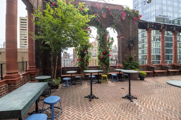 Images Artie's Backroom & Rooftop