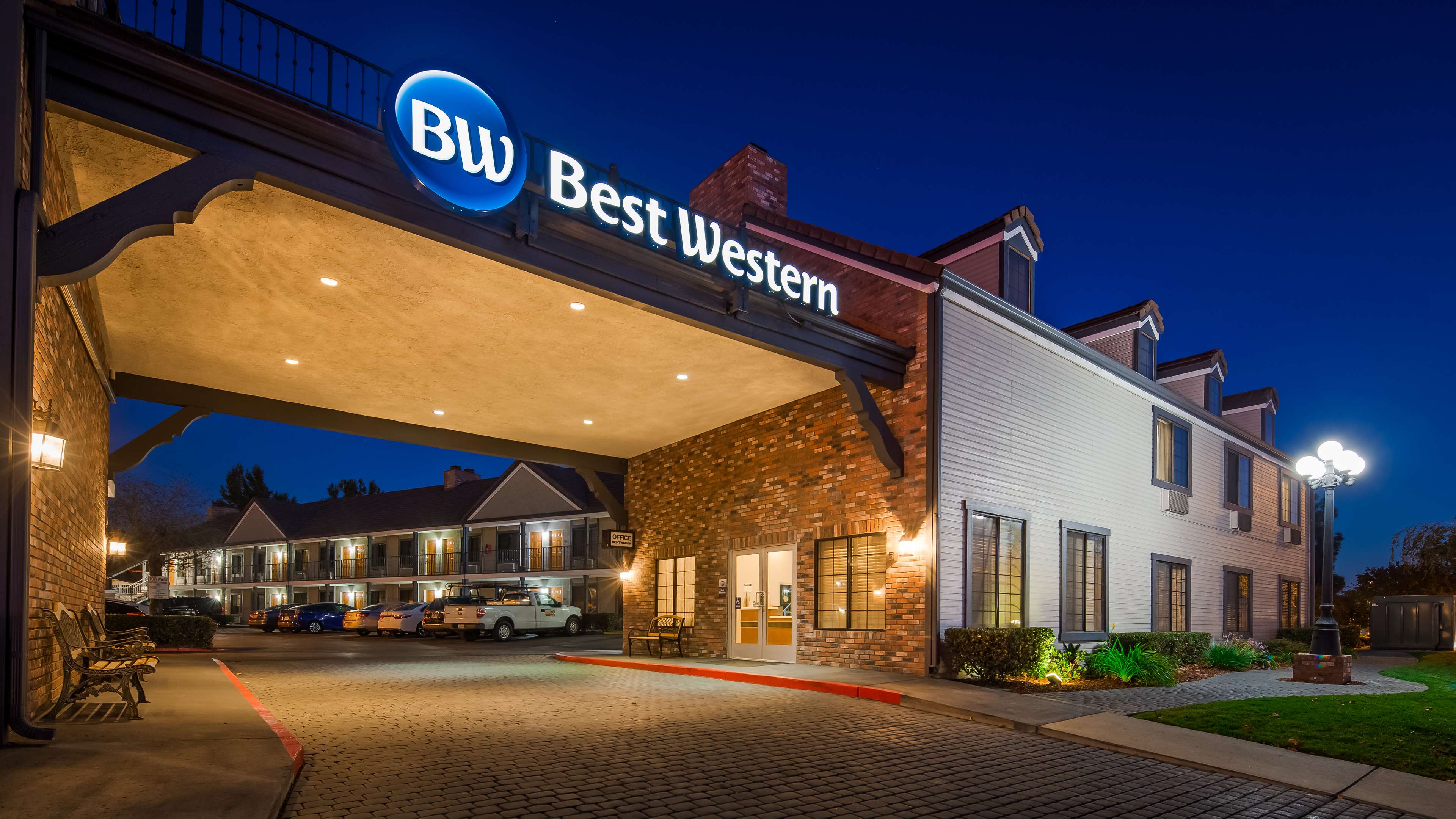 Best Western Country Inn in Temecula, CA (Hotels & Motels) - 951-676