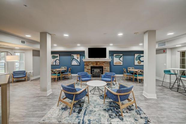 Images Greenwood Cove Apartment Homes