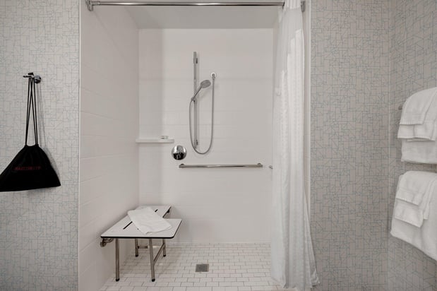 Images Holiday Inn Express & Suites Grand Rapids South - Wyoming by IHG