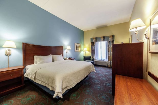 Images Hampton Inn Martinsburg South-Inwood